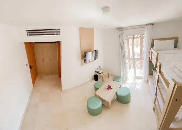 Oda ve Kahvaltı Nayah Boutique